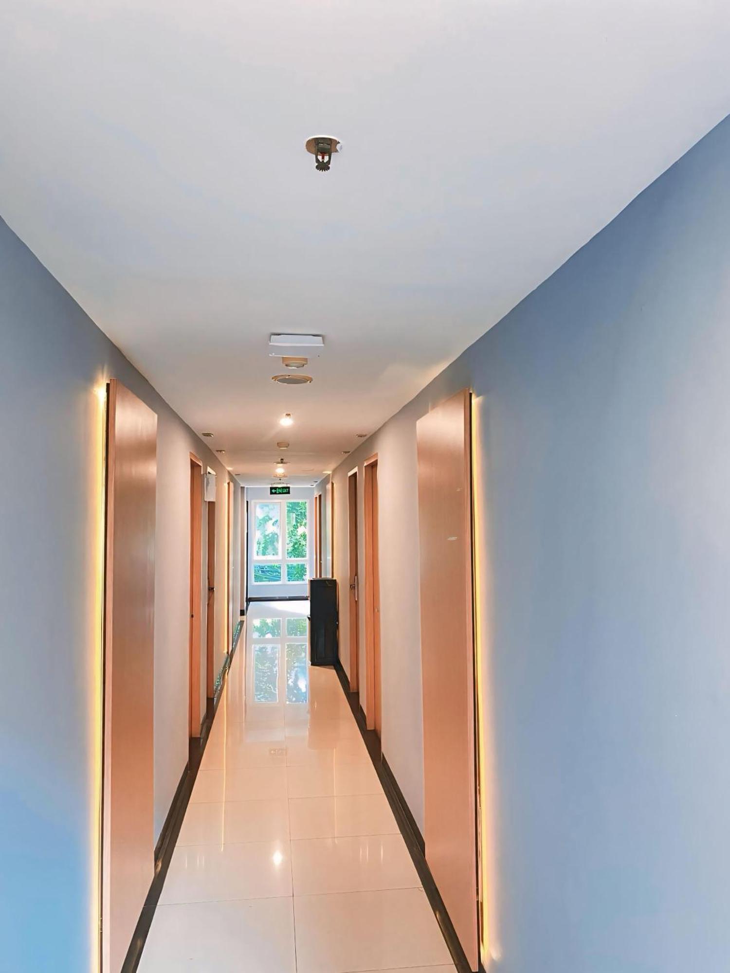 Studio One Thamrin Hotel Jakarta Ngoại thất bức ảnh